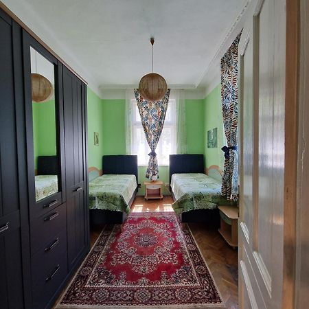 Етаж От Къща С Двор Apartment Burgas Ngoại thất bức ảnh