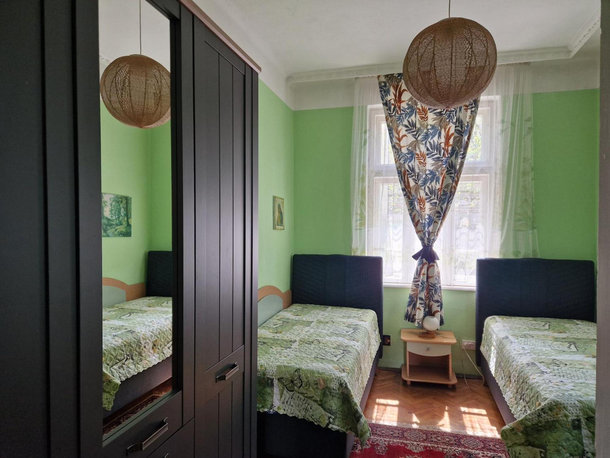 Етаж От Къща С Двор Apartment Burgas Ngoại thất bức ảnh
