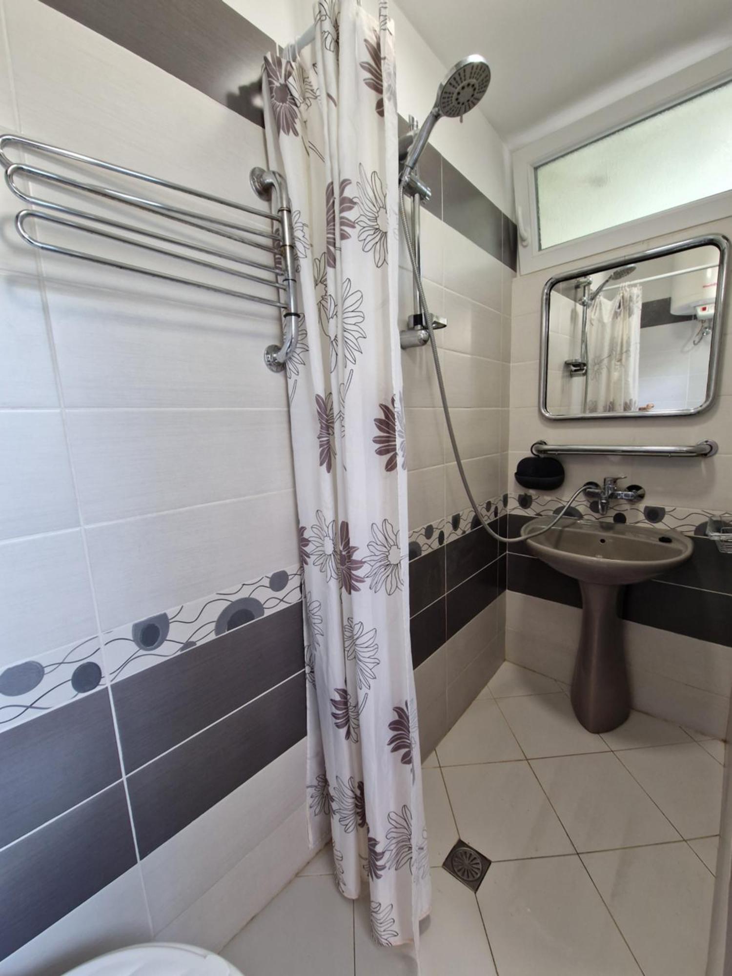Етаж От Къща С Двор Apartment Burgas Ngoại thất bức ảnh