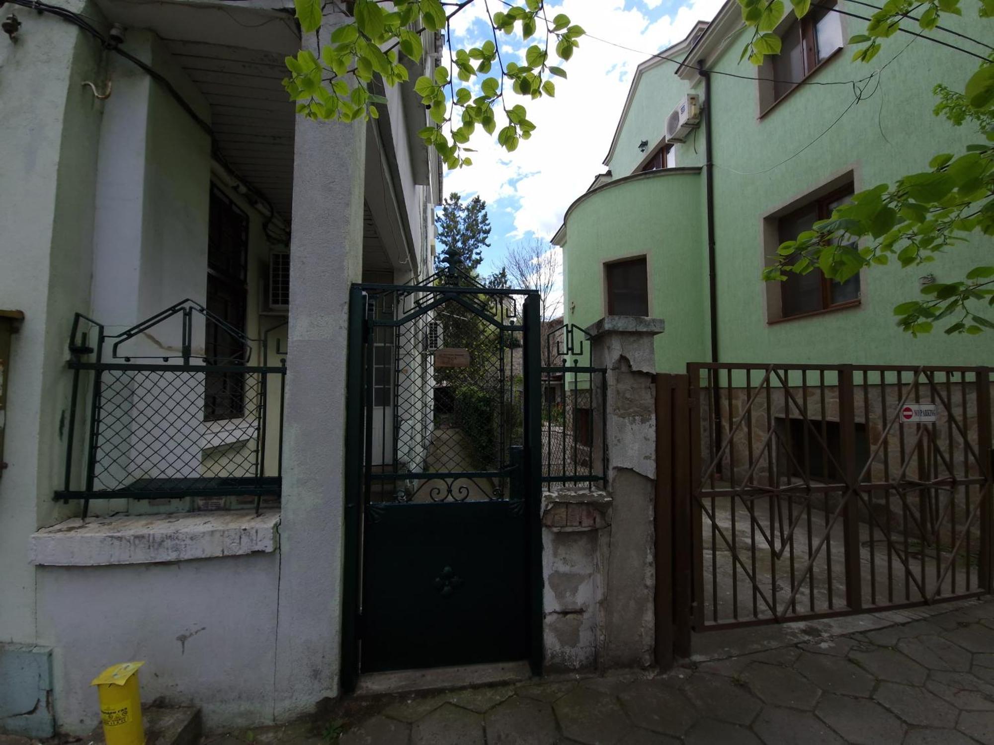 Етаж От Къща С Двор Apartment Burgas Ngoại thất bức ảnh